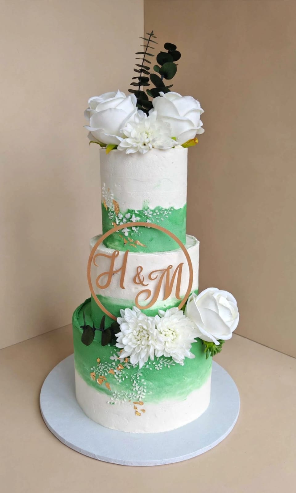 Wedding cake by Bakery Queens
