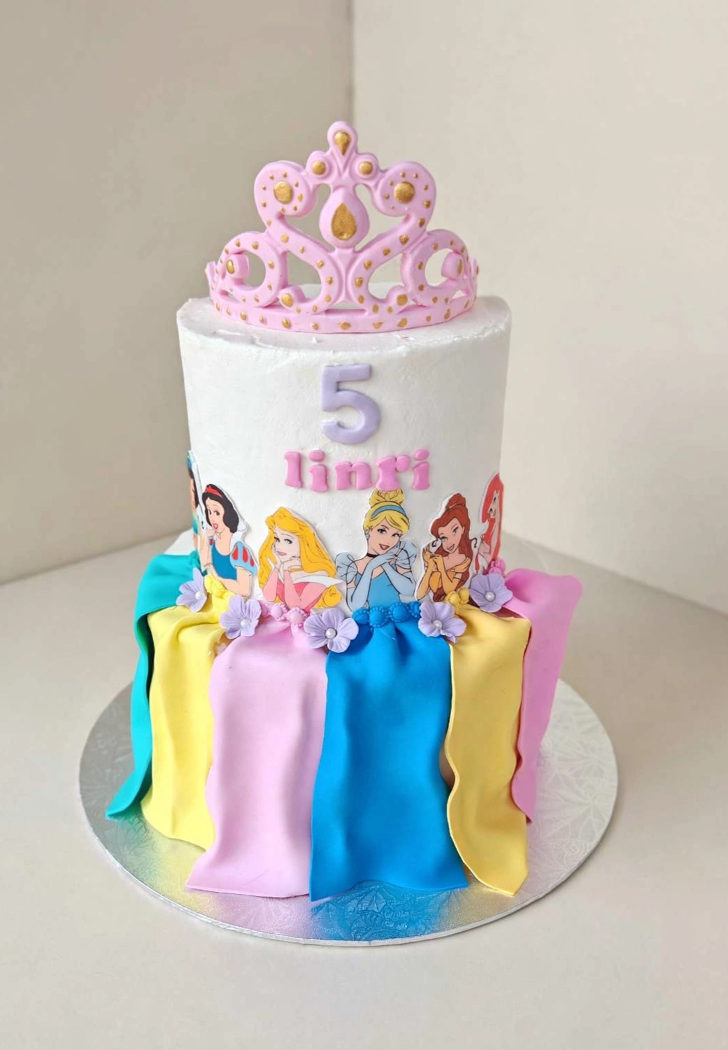 Celebration cake by Bakery Queens