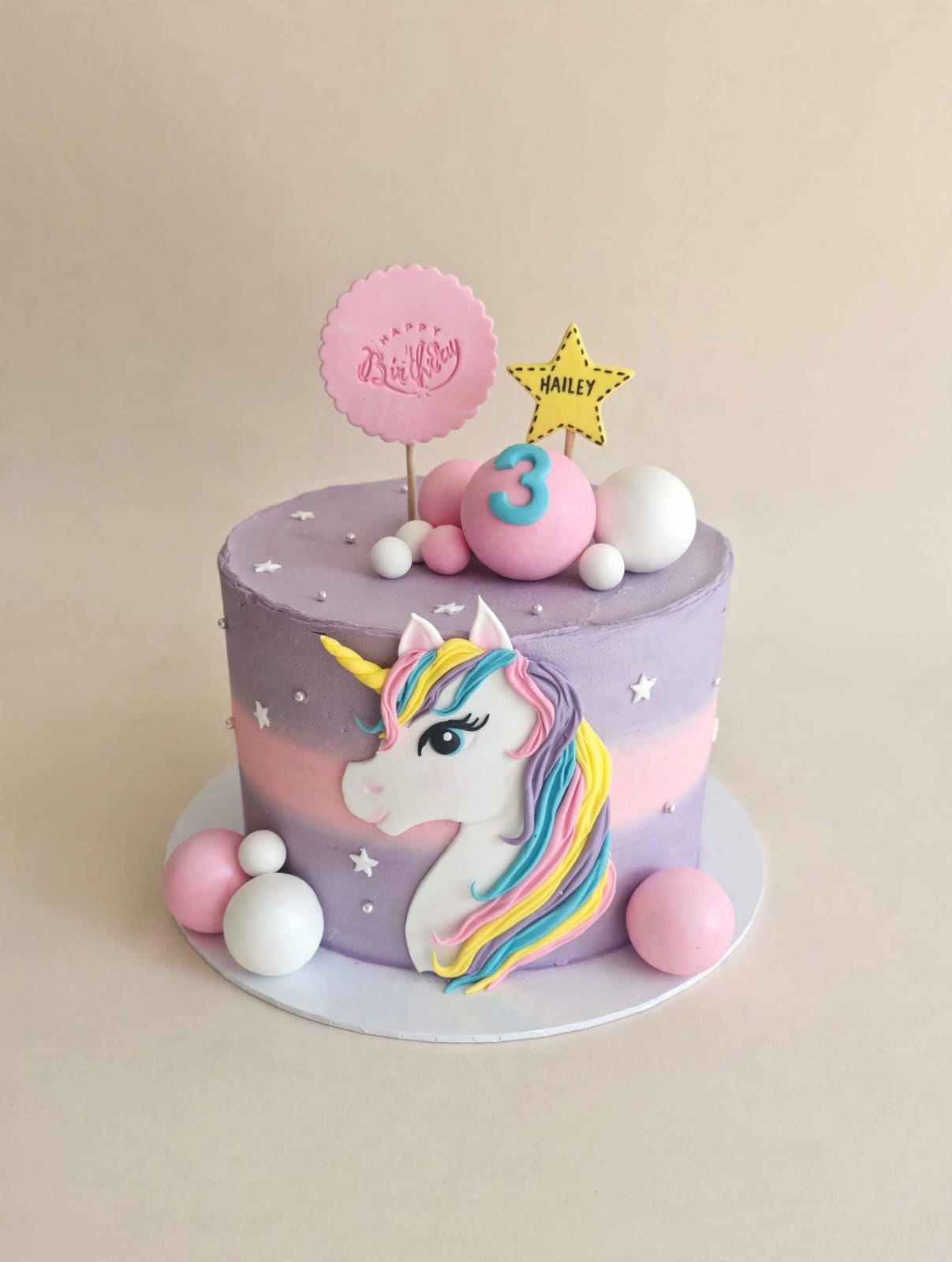 Kids cake by Bakery Queens
